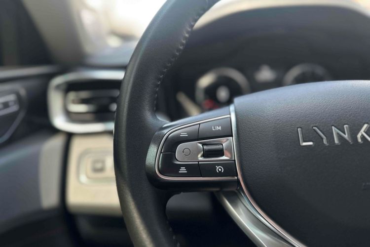 Used Lynk & Co 01 2019 2.0T Two-Wheel Drive Zhaopu Version China VI Standard