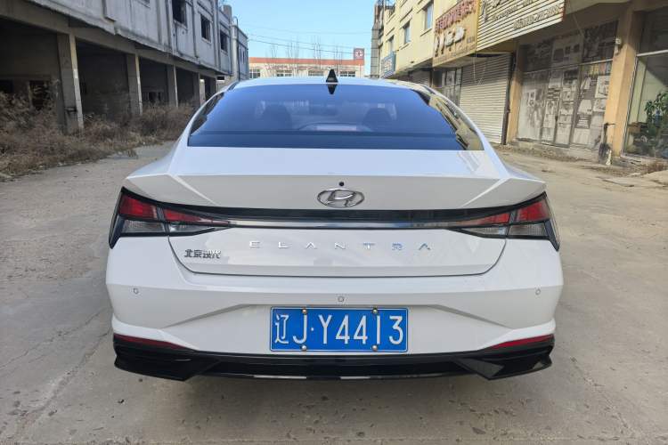 Used Hyundai Elantra 2022 1.5L CVT GLX Elite Edition Exterior 4