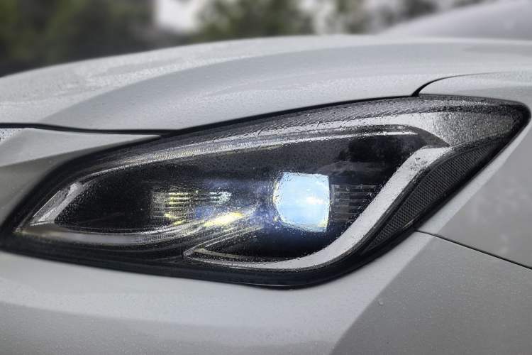 Used CHANGAN Raeton CC 2018 1.5T Automatic Haoya Model Guangmang Edition China V Standard
