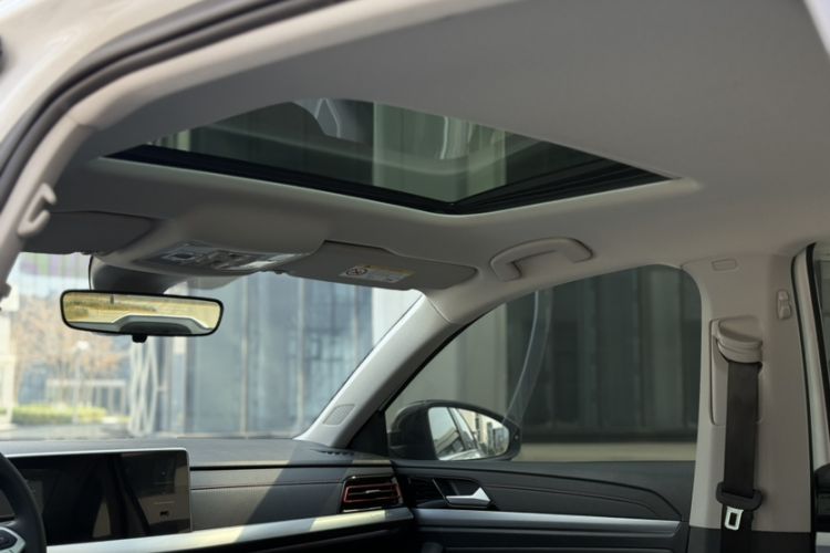 Used Volkswagen Lavida 2024 300TSI DSG Starry Sky Deluxe Edition
