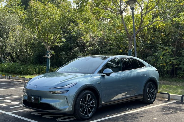 Used ONVO L60 2024 60 kWh Rear-Drive Version
