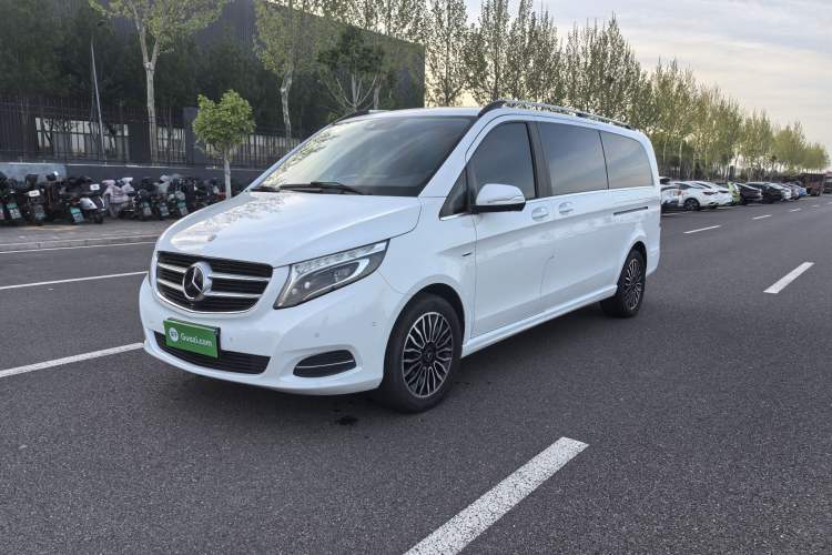Used Mercedes-Benz V-Class 2017 V 260 L Prestige Extended Edition