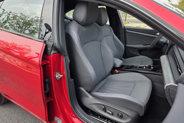 Used Volkswagen Lamando 2026 Lavida L GTS 380TSI Lingfeng Millionth Anniversary Edition
