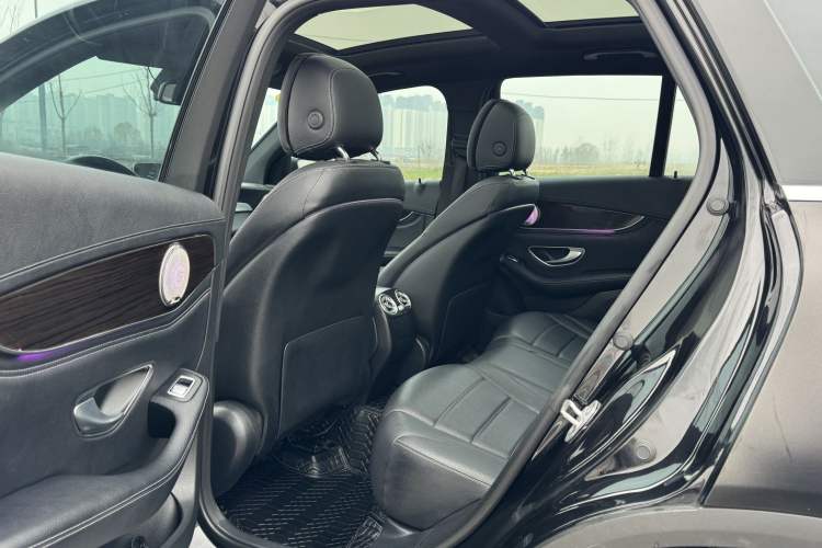 Used Mercedes-Benz GLC 2018 Facelifted GLC 260 4MATIC Dynamic Edition
