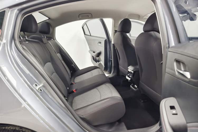 Used Roewe i5 2023 1.5L Manual Comfort Edition Interior 8