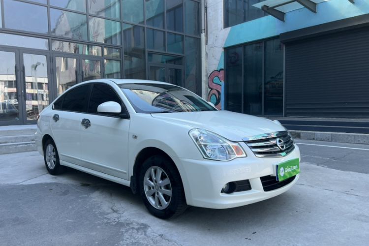 Used Nissan Sylphy 2018 Classic 1.6XE+ Manual Leading Edition Exterior 2