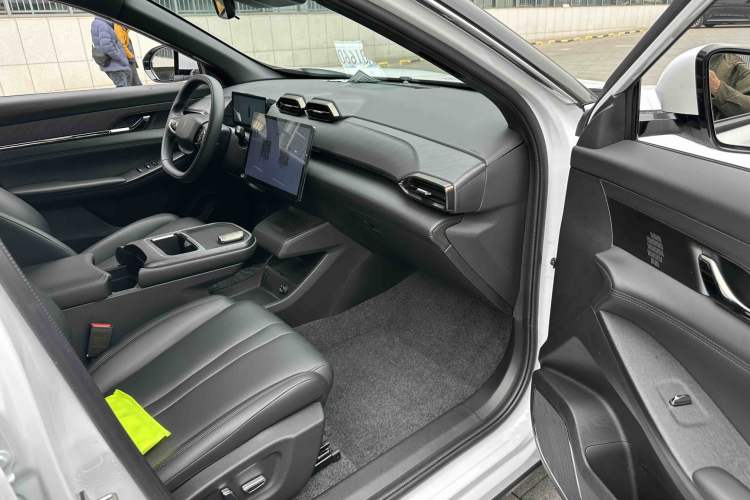 Used HEDMOS 06 2025 Model 520km