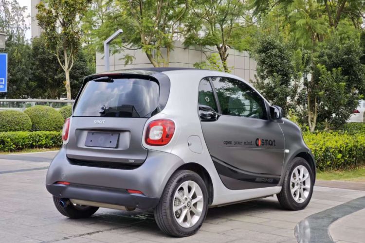 Used smart fortwo 2018 1.0L 52kW Hardtop Dynamic Version China V
