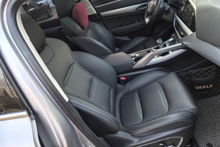 Used Geely Auto Monjaro New Energy 2019 400T YAOXINGZHE Pure Electric Range 80 KM