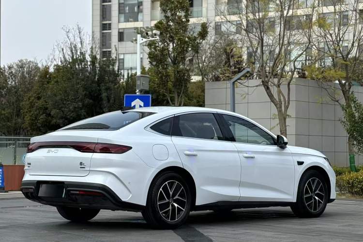 Used BYD Qin L 2025 DM-i Smart Drive 120KM Superior Model