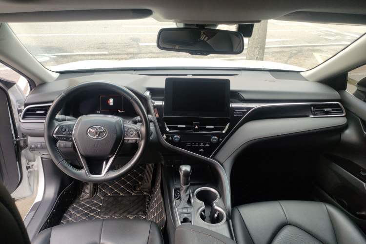 Used Toyota Camry 2023 2.5G Luxury Edition Interior 3