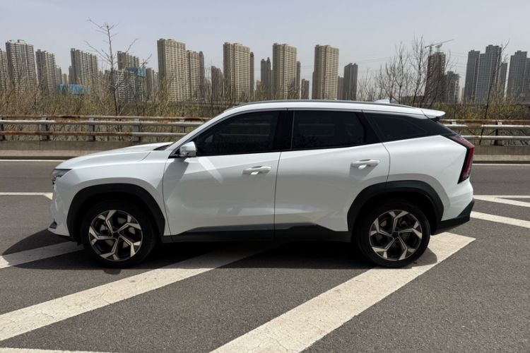 Used Geely Auto FX11 2023 1.5TD DCT Prestige Edition Exterior 3