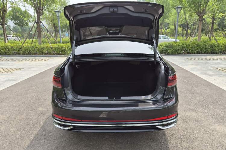 Used Volkswagen Sagitar 2023 300TSI DSG Excellence Edition