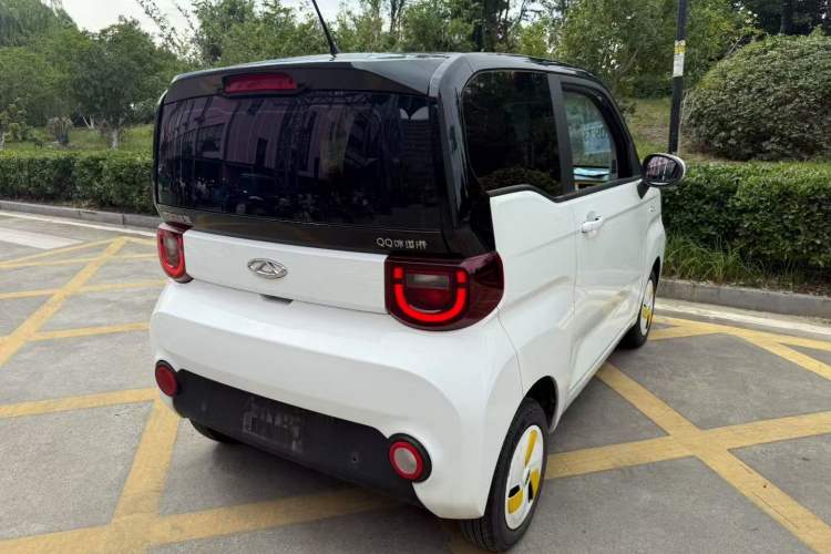 Used Chery New Energy QQ Ice Cream 2022 170km Sundae Phosphate Lithium-Ion