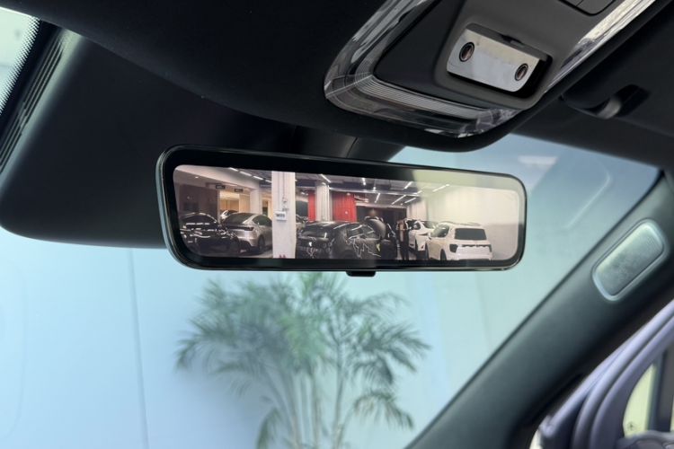 Used Nio ES8 2026 Model 6-seat Executive Signature Edition Interior 2