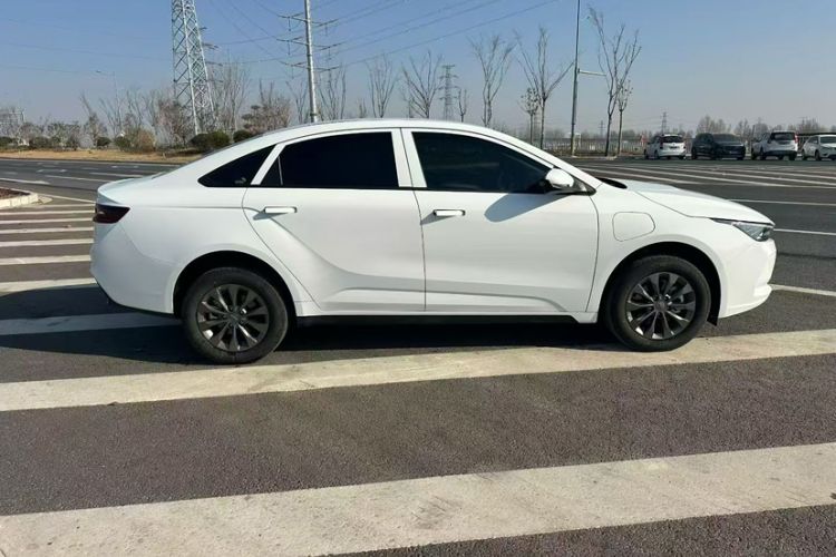 Used Geometry A 2024 500KM Travel Edition