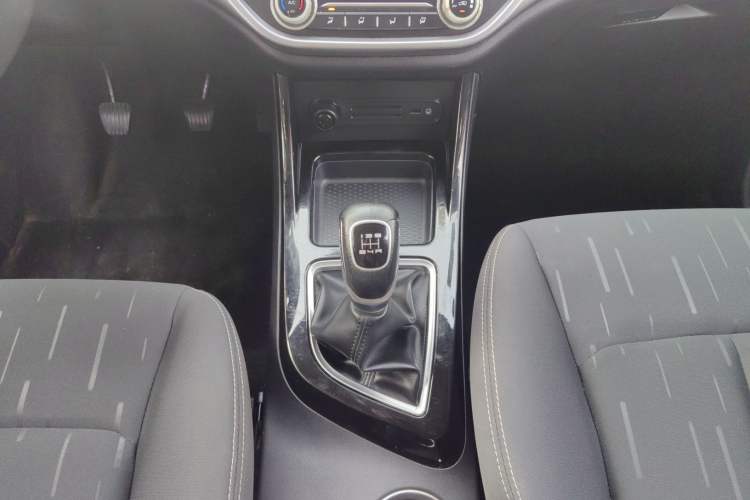 Used Land X2 2017 1.6L Manual Jingrui Edition
