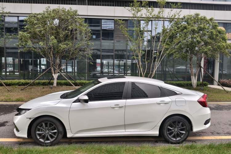 Used Honda Civic 2019 220TURBO CVT Dynamic Edition China VI