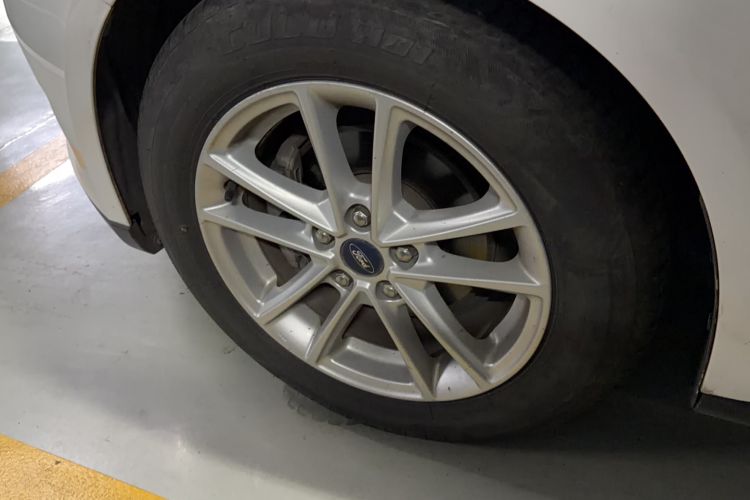 Used Ford Focus 2018 Two-Door Classic EcoBoost 125 Manual - Supercharged Style SmartDrive Edition
