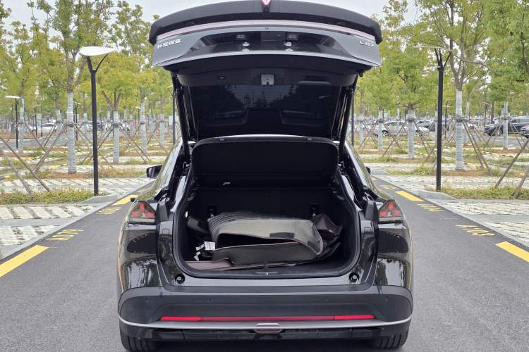 Used Deepal L07 2026 Model 550Ultra Huawei Qiankun ADS SE Edition
