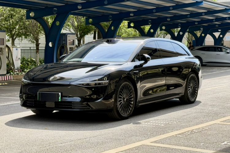 Used Hima S9T 2025 Model Pure Electric Four-Wheel-Drive Max