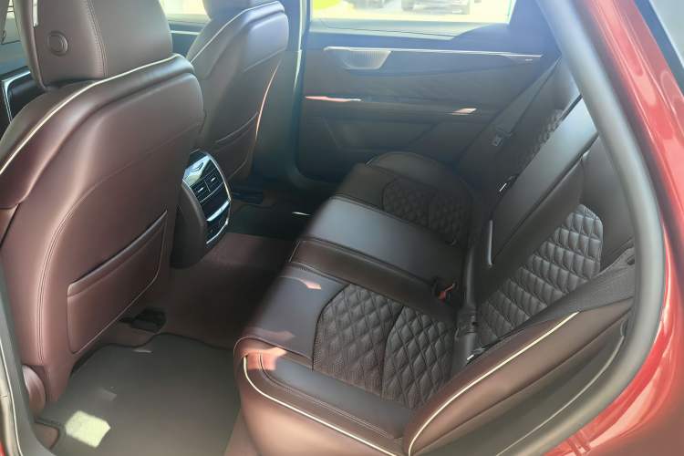 Used Cadillac CT6 2023 28T Platinum Edition