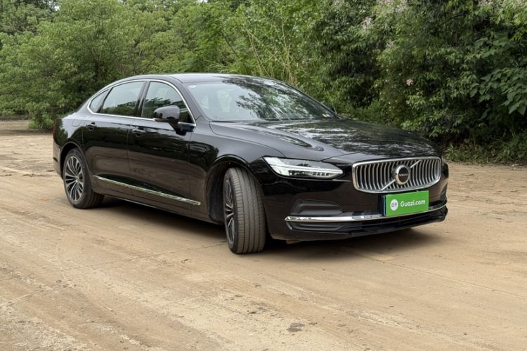 Used Volvo S90 2024 B5 Zhiyi Luxury Edition
