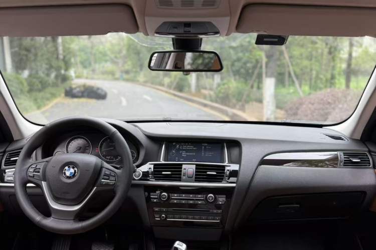 Used BMW X3 2014 xDrive20i X Design Package Interior 9