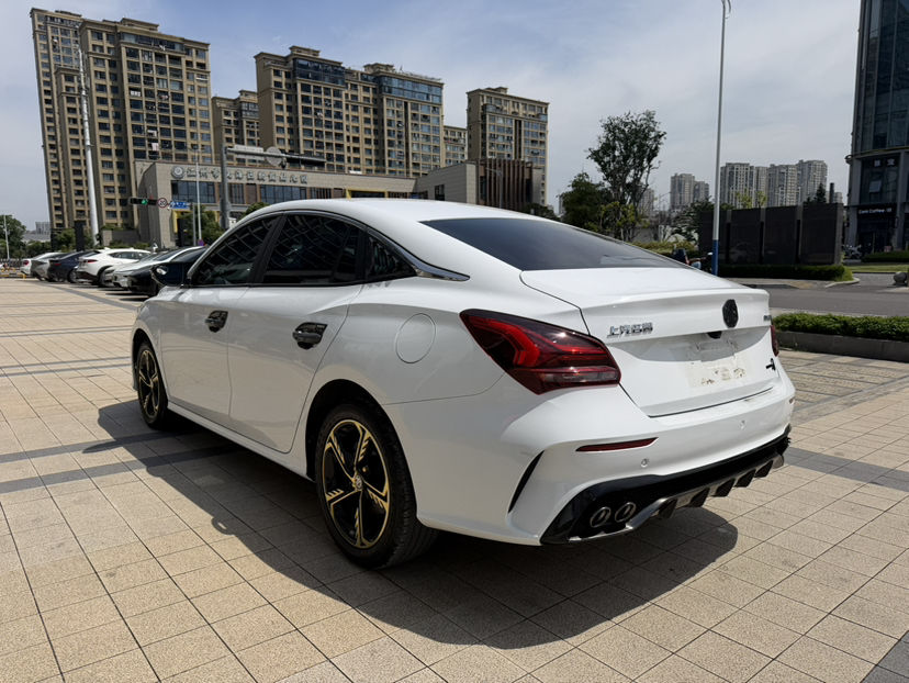 MG 5 Scorpio 2022 1.5T Luxury Edition — снимка 5
