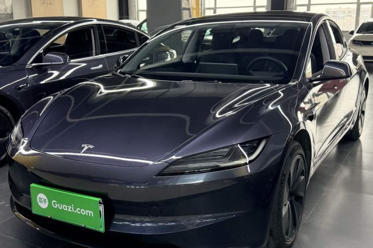 Used Tesla Model 3 2023 Rear-Wheel-Drive Version
