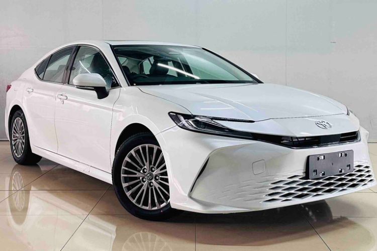 Used Toyota Camry 2026 Model 2.0E Elite Edition
