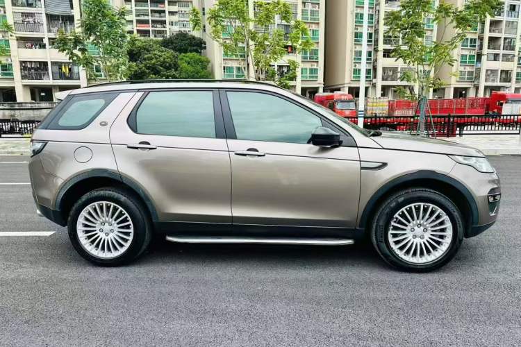 Used Land Rover Discovery Sport 2017 2.0T PURE
