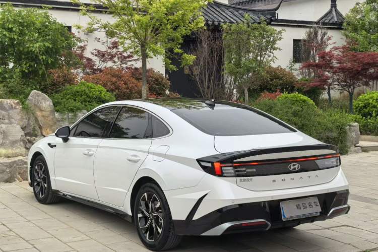 Used Hyundai Sonata 2024 1.5T Pro Exterior 3