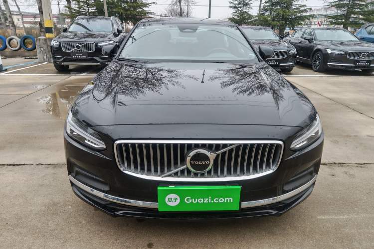 Used Volvo S90 2024 B5 Zhiyi Luxury Edition
