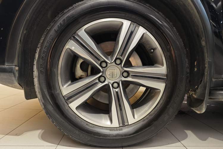 Used BYD Tang 2019 2.0T Automatic SmartConnect Luxury Edition 7 Seats China VI Standard
