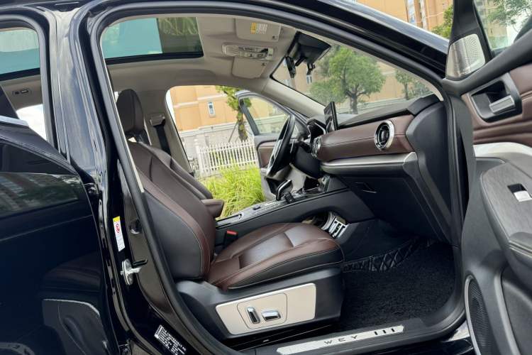 Used Wey VV6 2021 2.0T Two-Wheel Drive Smart Protection+