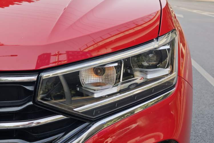 Used Volkswagen Tayron X 2020 330TSI Two-Wheel Drive Luxury Smart Connectivity Version Left Front Headlight