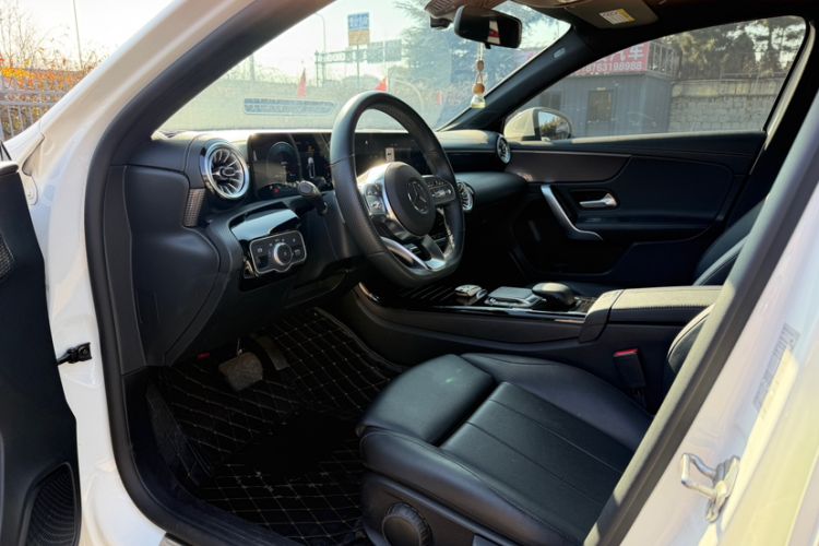 Used Mercedes-Benz A-Class 2022 Restyled A 200 L Sport Sedan Fashion Version