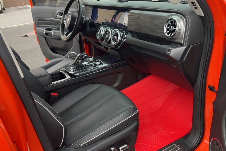 Used Tank 300 2021 Off-Road Edition 2.0T Conqueror Right Front Seat