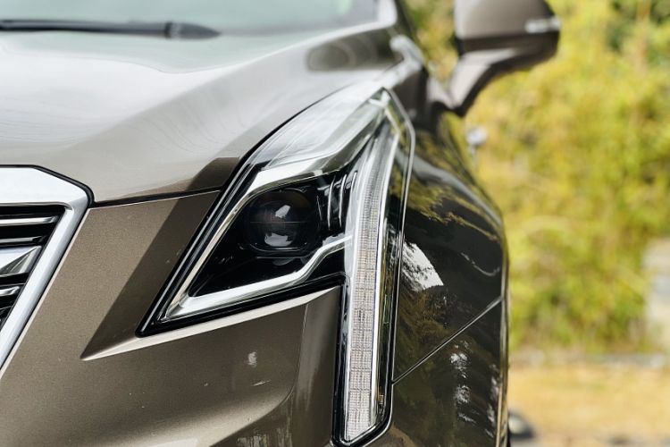 Used Cadillac XT5 2016 28T Four-Wheel Drive Luxury Model
