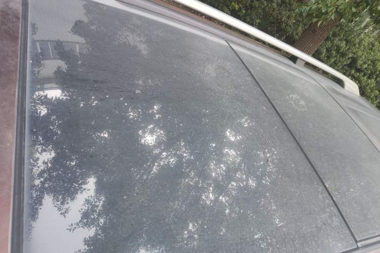 Used Roewe RX8 2018 30T Smart Connectivity Two-Wheel Drive Flagship Edition
