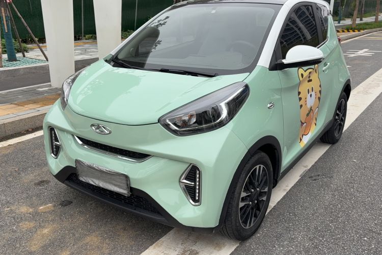 Used Chery Little Ant 2022 Sweet Pink Edition Half-Sugar Version Lithium Iron Phosphate 29.2 kWh 30 kW 301 km