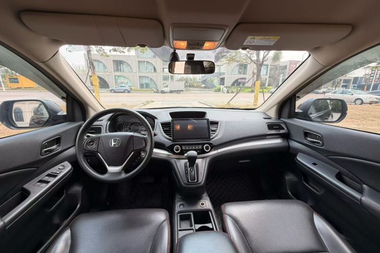 Used Honda CR-V 2016 2.0L Two-Wheel Drive Classic Edition