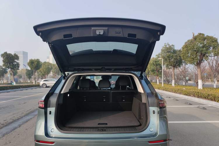 Used Chery Tiggo 9 2023 2.0T Dual-Clutch Two-Wheel Drive Leading Edition 5 Seats
