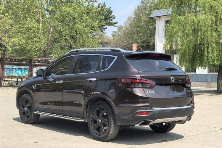 Used Dongfeng Aeolus AX7 2016 2.0L Automatic Zhiyi Trim Exterior 6