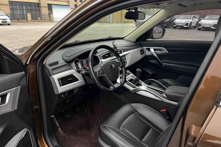 Used Geely Auto Emgrand X7 Sport 2016 2.0L Manual ZhiShang Version