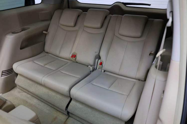 Used Nissan Quest 2015 3.5L SL
