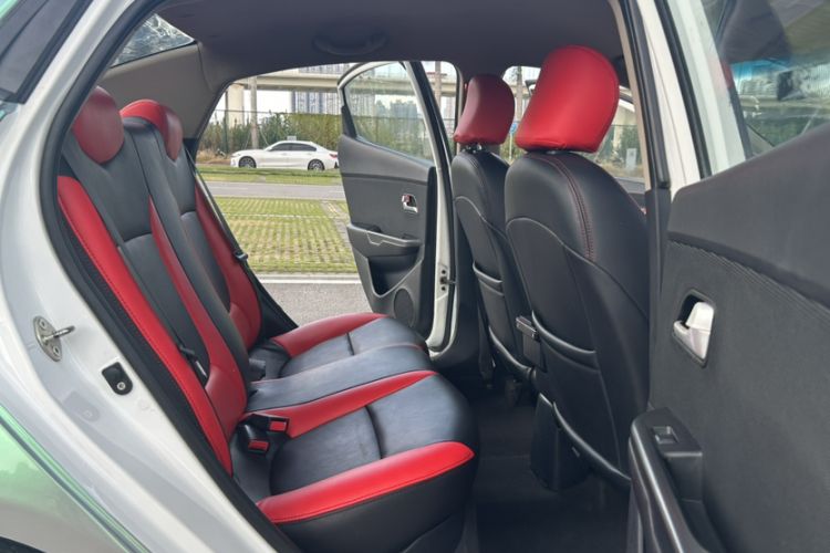 Used Kia K2 2015 Sedan 1.4L Automatic GLS