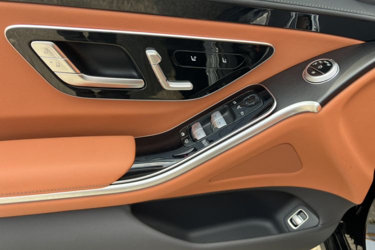 Used Mercedes-Benz S-Class 2024 Restyled S 400 L Business Version
