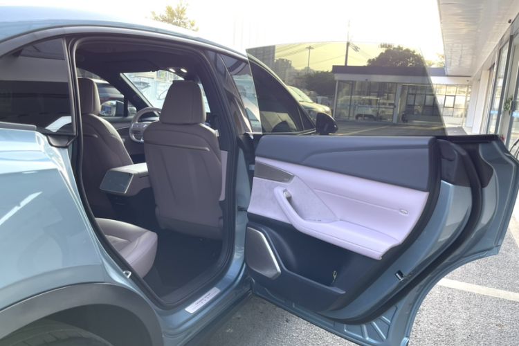 Used ONVO L60 2024 60 kWh Rear-Drive Version